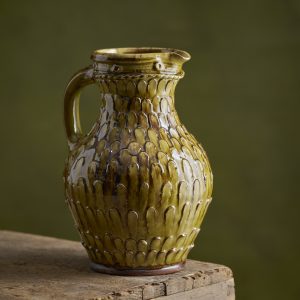 Applique pellet jug, green