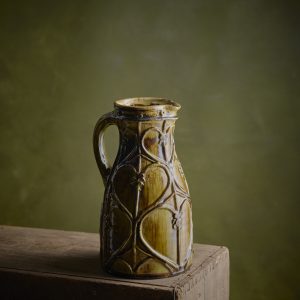 Tapered heart jug